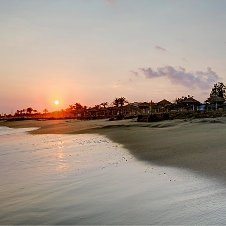 Asteria Family Resort Belek Antalya Ngoại thất bức ảnh Sunset at the beach