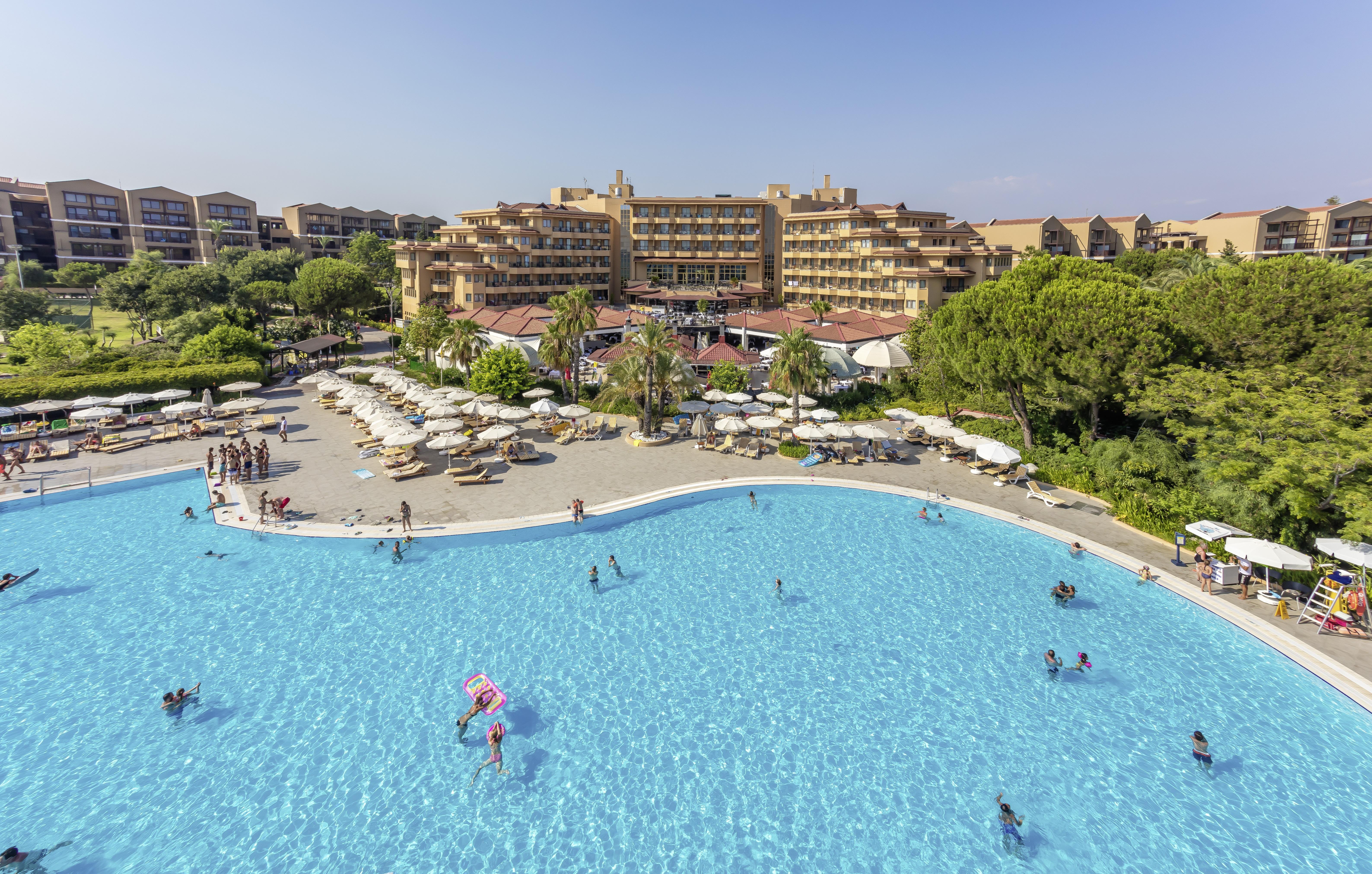 Asteria Family Resort Belek Antalya Ngoại thất bức ảnh The resort's main pool