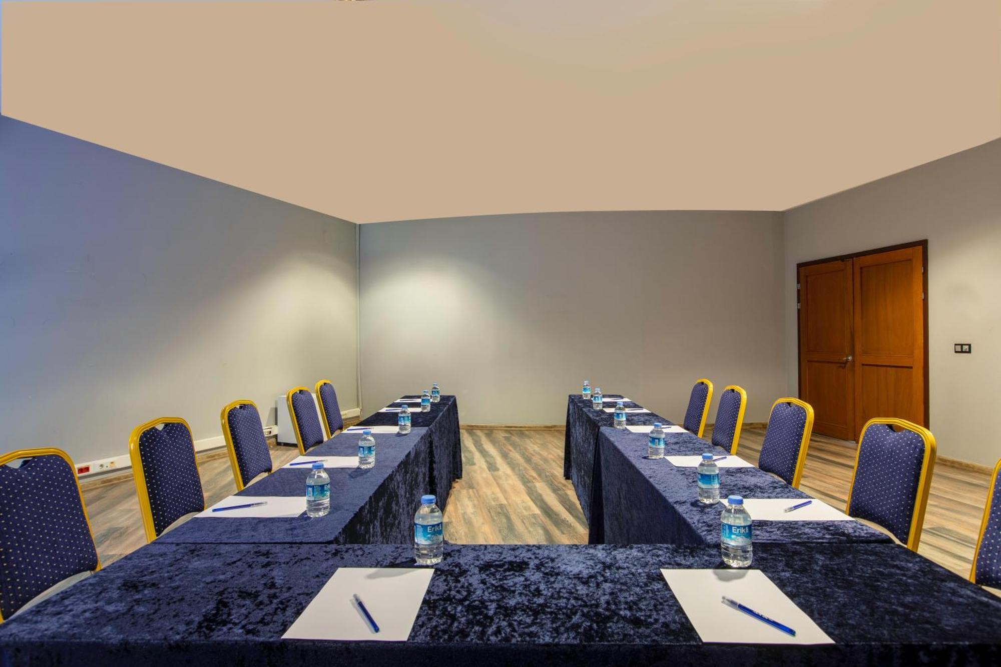 Asteria Family Resort Belek Antalya Ngoại thất bức ảnh Meeting room
