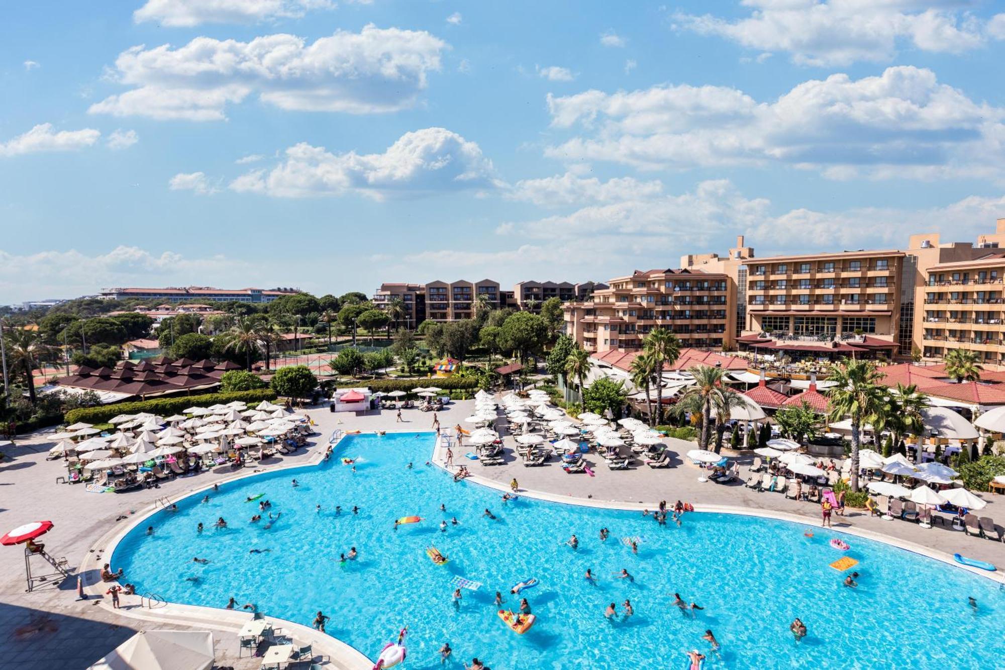 Asteria Family Resort Belek Antalya Ngoại thất bức ảnh Nissi Beach Hotel