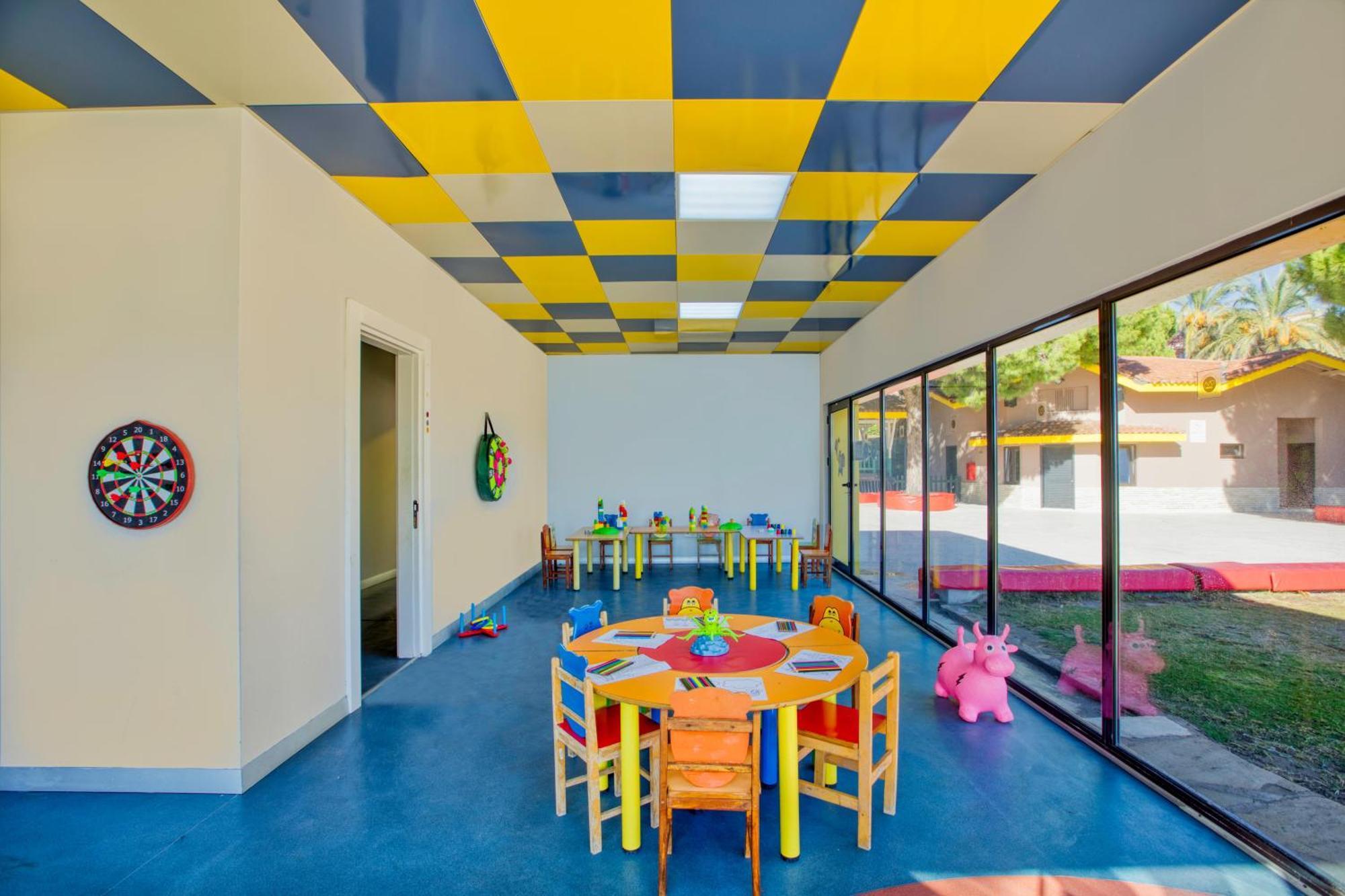 Asteria Family Resort Belek Antalya Ngoại thất bức ảnh Kindergarten