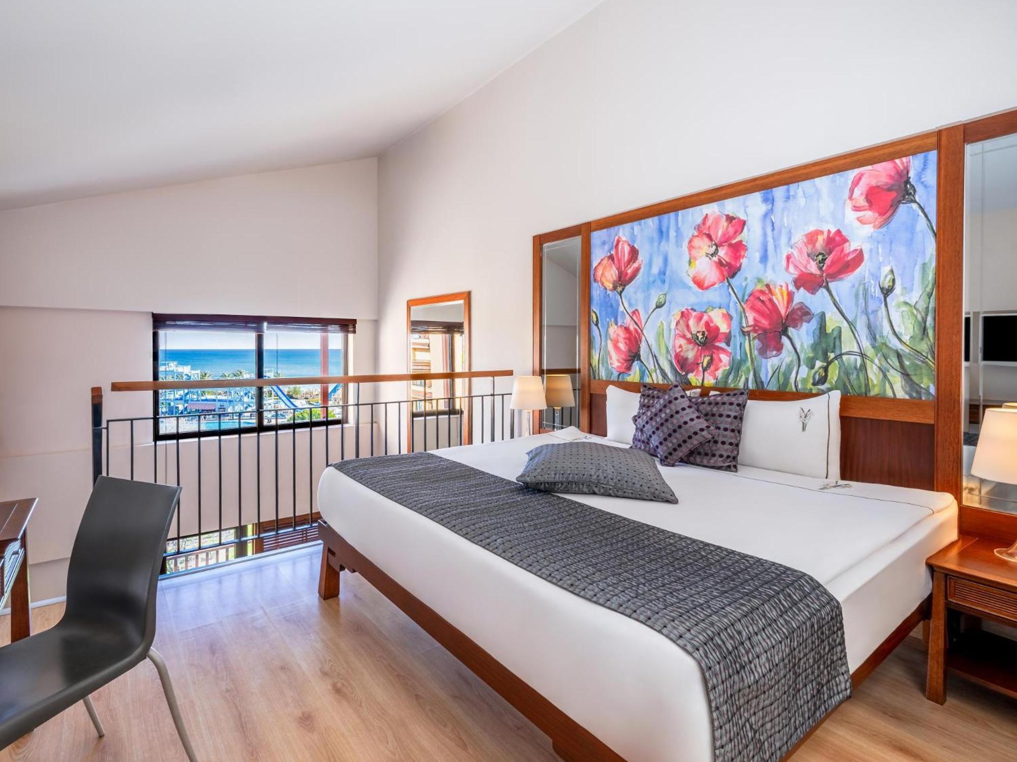 Asteria Family Resort Belek Antalya Ngoại thất bức ảnh A bedroom at the hotel